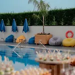 The One Boutique Ξενοδοχείο