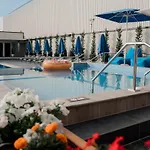 Ξενοδοχείο The One Boutique Mucaj
