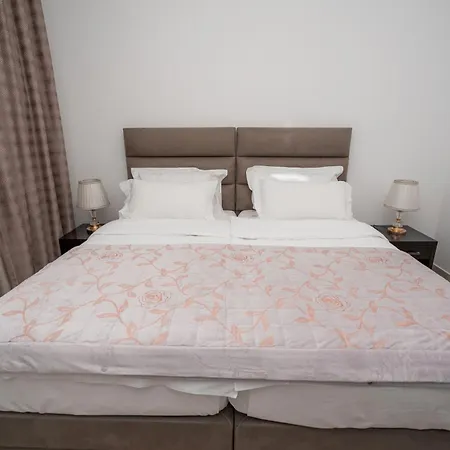 Hotell The One Boutique 4*