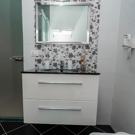 The One Boutique 酒店 4*