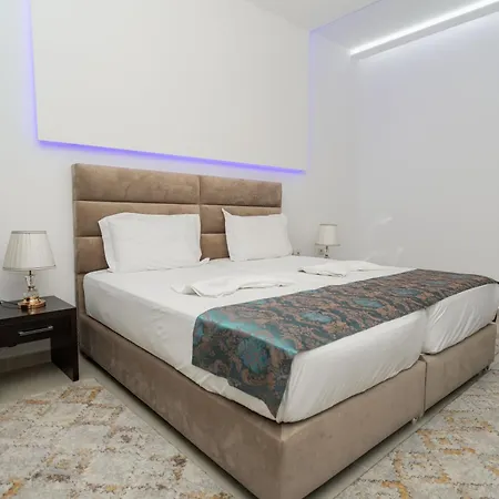 Hotell The One Boutique Mucaj