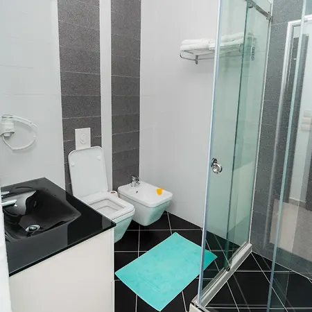 The One Boutique Mucaj