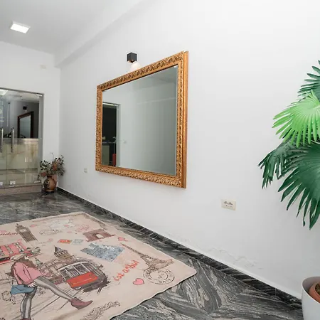 Hotell The One Boutique 4*